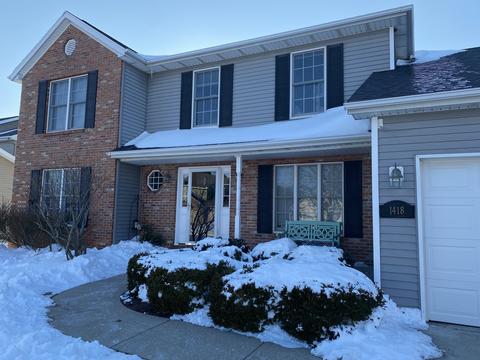 1418 Norma Dr, Bloomington, IL 61704 photo 2