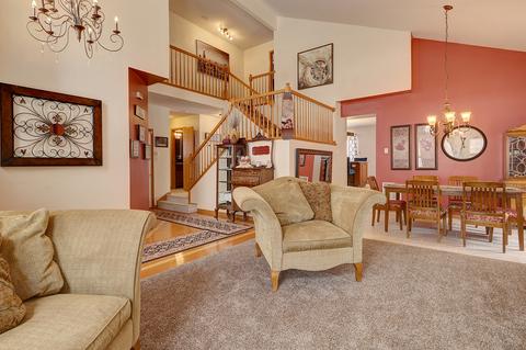 2217 Falcon Dr, Plainfield, IL 60586 photo 3