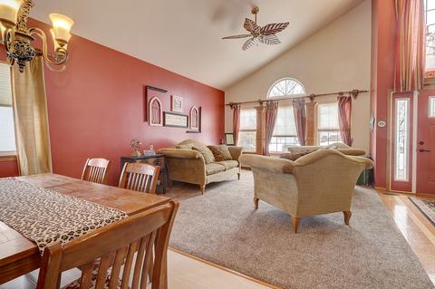 2217 Falcon Dr, Plainfield, IL 60586 photo 5