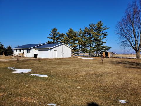 181 3rd St, Buckingham, IL 60917 photo 2