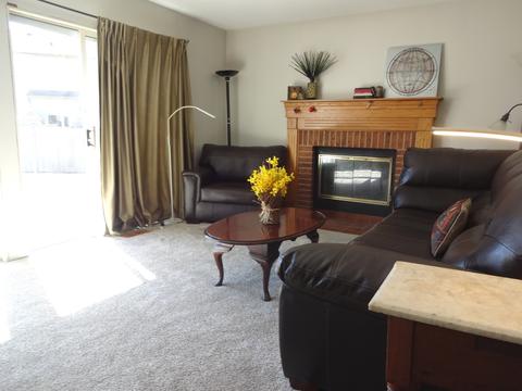 315 Barton Ct, Bartlett, IL 60103 photo 9