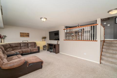 25255 Plainview Dr, Channahon, IL 60410 photo 10