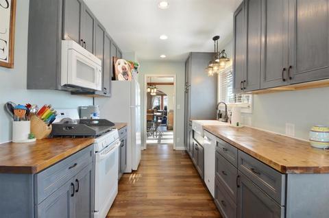 275 S Main St, Cisco, IL 61830 photo 8