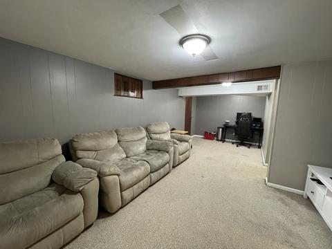 617 Kirk Ave, Elgin, IL 60120 photo 12