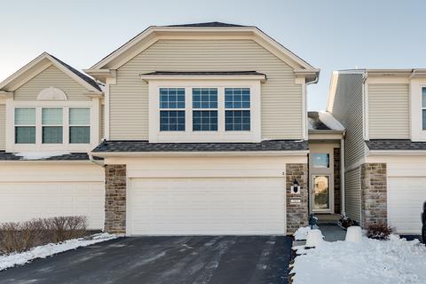 243 Devoe Dr, Oswego, IL 60543 photo 2