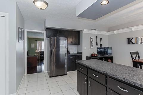 8 Continental Ct, Bloomington, IL 61701 photo 10