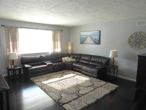 8 Continental Ct, Bloomington, IL 61701 photo 3