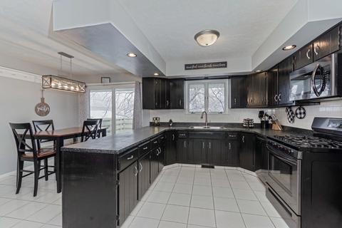 8 Continental Ct, Bloomington, IL 61701 photo 8