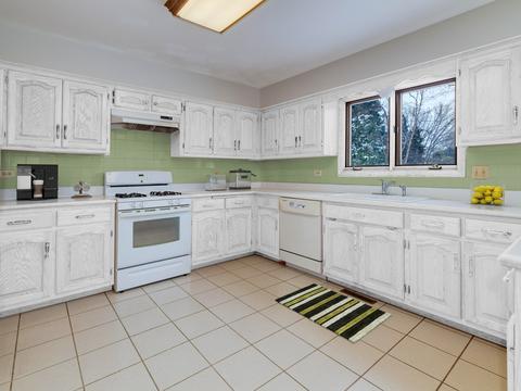 1261 Eagle Crest Dr, Lemont, IL 60439 photo 12