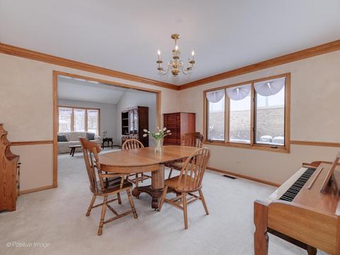 1261 Eagle Crest Dr, Lemont, IL 60439 photo 9