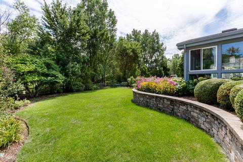 6529 Bentley Ave, Willowbrook, IL 60527 photo 42