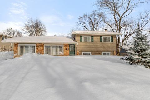 1805 Ashley Rd, Hoffman Estates, IL 60169 photo 1