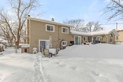 1805 Ashley Rd, Hoffman Estates, IL 60169 photo 4