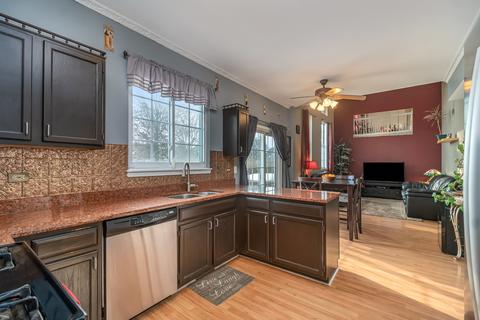 1973 Pointe Blvd, Aurora, IL 60504 photo 5