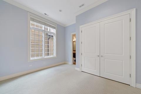 2002 N Mohawk St, Chicago, IL 60614 photo 45
