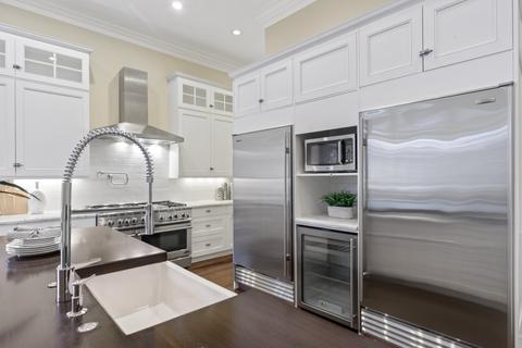 2002 N Mohawk St, Chicago, IL 60614 photo 24