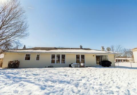 810 Concord Ln, Hoffman Estates, IL 60192 photo 17