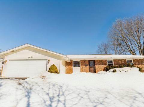 810 Concord Ln, Hoffman Estates, IL 60192 photo 1