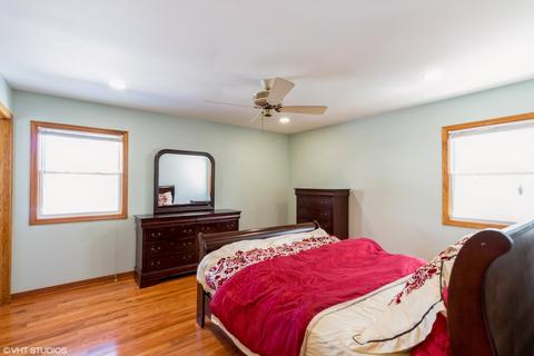 810 Concord Ln, Hoffman Estates, IL 60192 photo 11