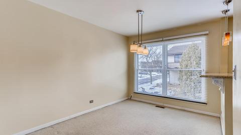 1572 Brookside Dr, Hoffman Estates, IL 60169 photo 7