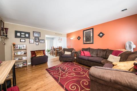 425 Westview St, Hoffman Estates, IL 60169 photo 10