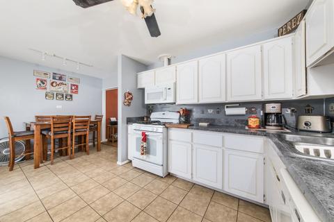 425 Westview St, Hoffman Estates, IL 60169 photo 13