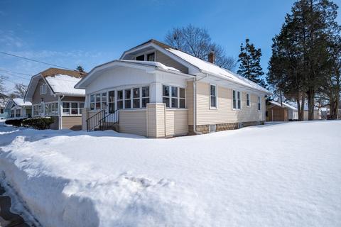 517 Simms St, Aurora, IL 60505 photo 1