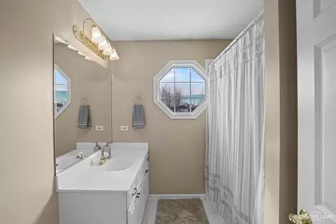580 Sayer Rd, Bartlett, IL 60103 photo 22