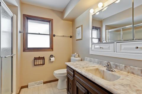166 Park St, Gilberts, IL 60136 photo 16