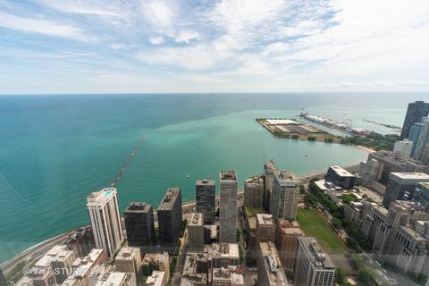 175 E Delaware Pl #6907, Chicago, IL 60611 photo 11