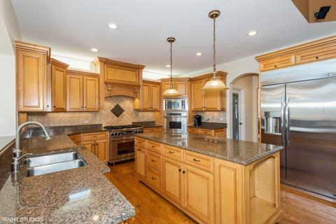927 Aurora Way, Wheaton, IL 60189 photo 7