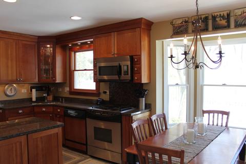 1065 Cherry St, Deerfield, IL 60015 photo 4
