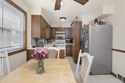 4139 Custer Ave, Lyons, IL 60534 photo 3