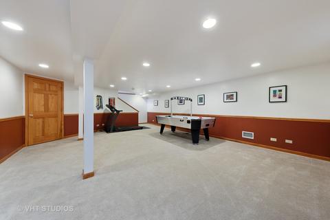 527 Hamilton Dr, Wheaton, IL 60189 photo 21