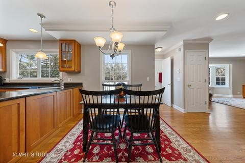 527 Hamilton Dr, Wheaton, IL 60189 photo 14