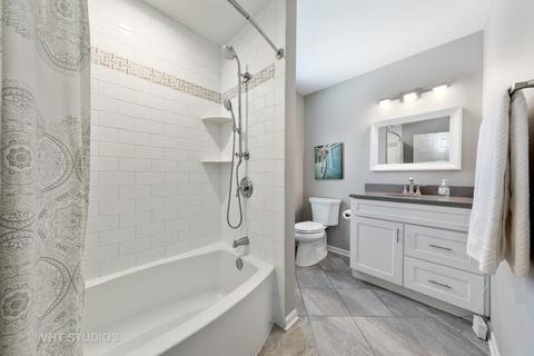 527 Hamilton Dr, Wheaton, IL 60189 photo 5