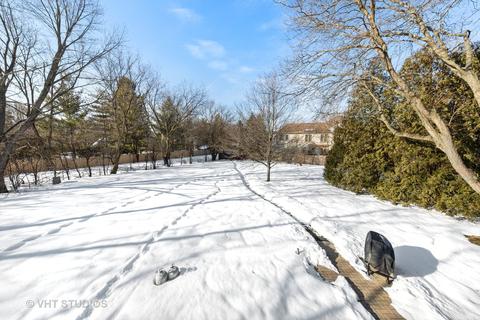 527 Hamilton Dr, Wheaton, IL 60189 photo 9