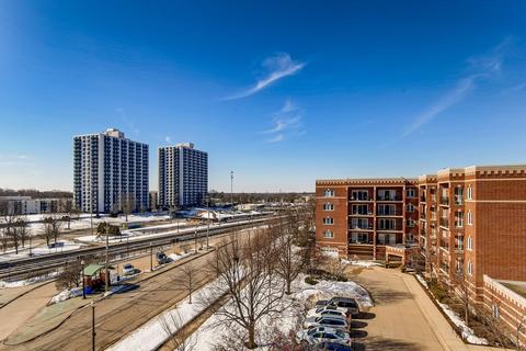 405 W Front St #502, Wheaton, IL 60187 photo 10