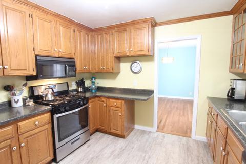 1405 Maplewood Dr, Normal, IL 61761 photo 8
