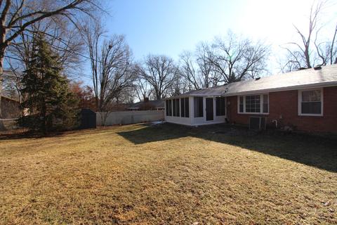 1405 Maplewood Dr, Normal, IL 61761 photo 29