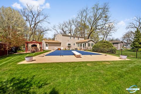 231 80th St, Willowbrook, IL 60527 photo 4