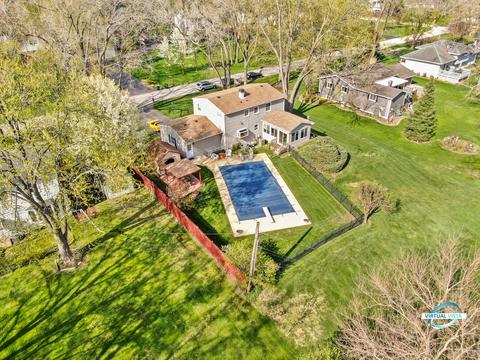 231 80th St, Willowbrook, IL 60527 photo 5