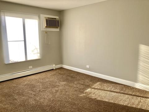 121 Gregory St #8, Aurora, IL 60504 photo 7