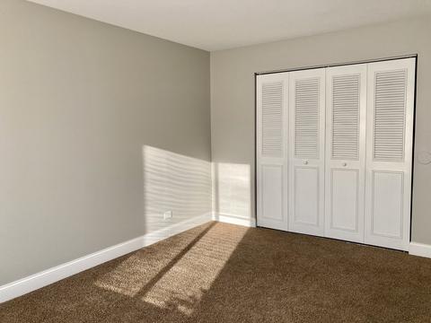 121 Gregory St #8, Aurora, IL 60504 photo 10