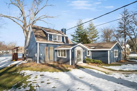 2516 Colby Dr, Mchenry, IL 60050 photo 2