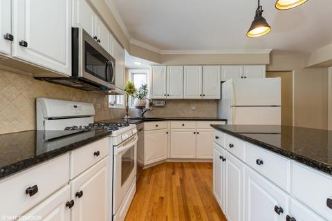 2 Hartford Ct, Algonquin, IL 60102 photo 8