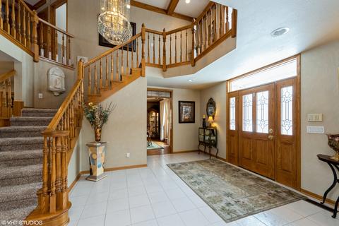 5007 Hickory Ln, Mchenry, IL 60051 photo 2