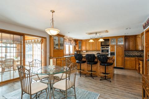 5007 Hickory Ln, Mchenry, IL 60051 photo 7