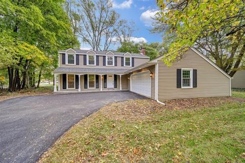 151 Hamilton Ln, Wheaton, IL 60189 photo 2
