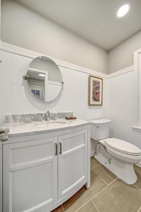 151 Hamilton Ln, Wheaton, IL 60189 photo 17